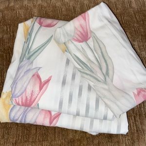 Twin size fitted sheet, flat sheet and pillowcase Tulips design